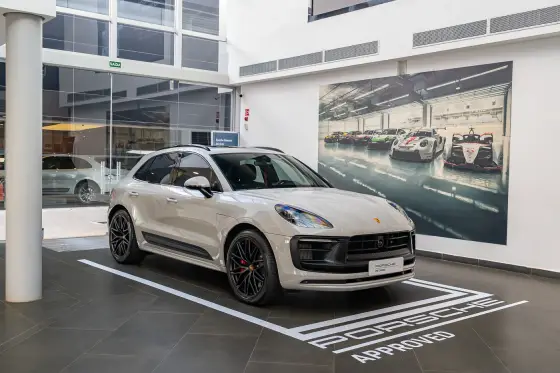 PORSCHE MACAN 2022