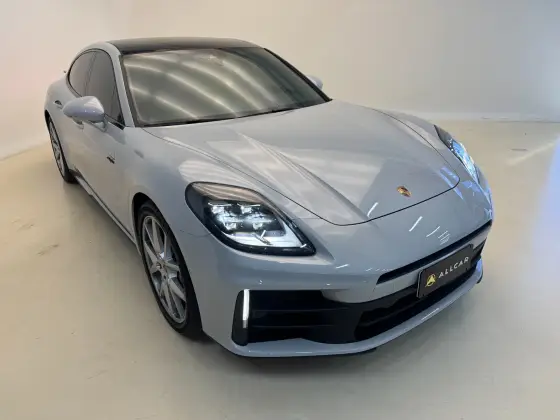 PORSCHE PANAMERA 2025