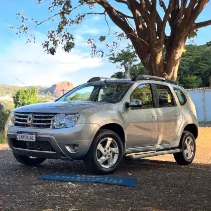 RENAULT DUSTER 2015