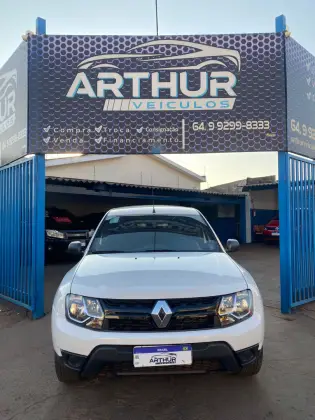 RENAULT DUSTER OROCH 2020