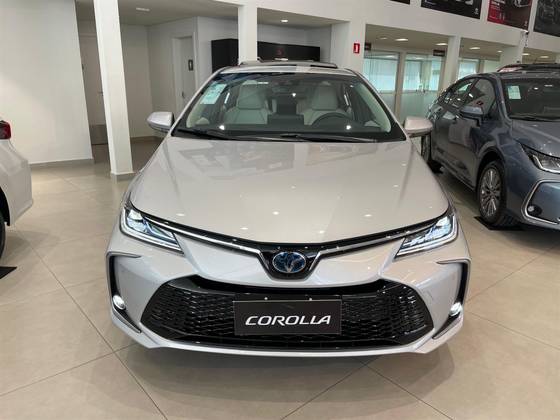 TOYOTA COROLLA 2024