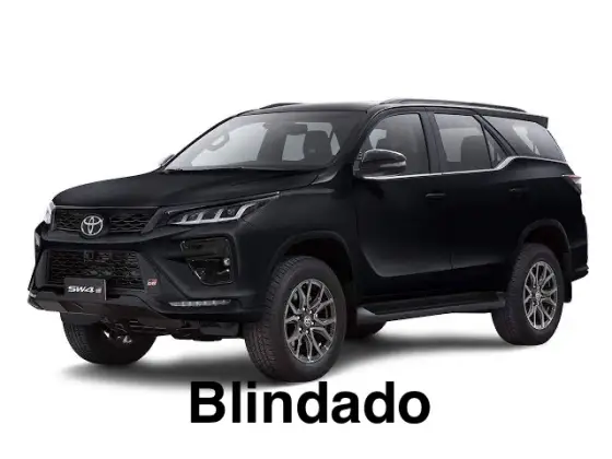 TOYOTA HILUX SW4 2024