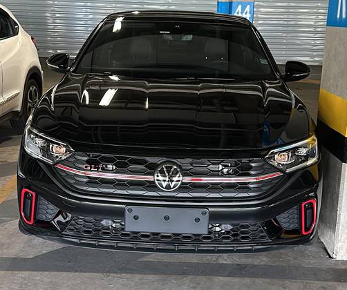 VOLKSWAGEN JETTA 2024