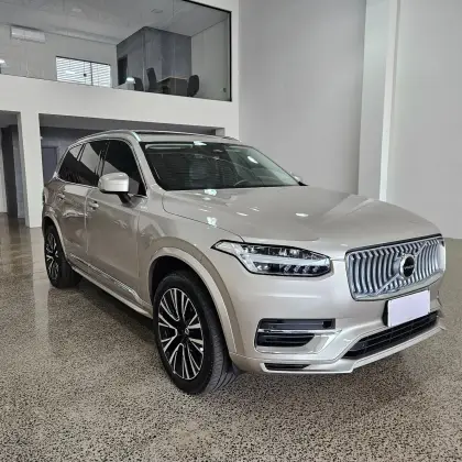 VOLVO XC90 2023