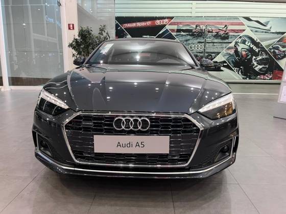 AUDI A5 2025