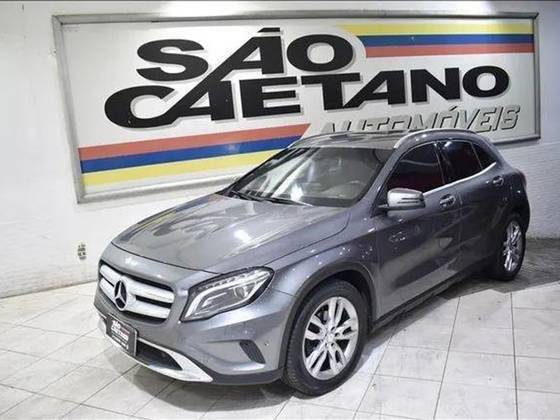 MERCEDES-BENZ GLA 200 2016