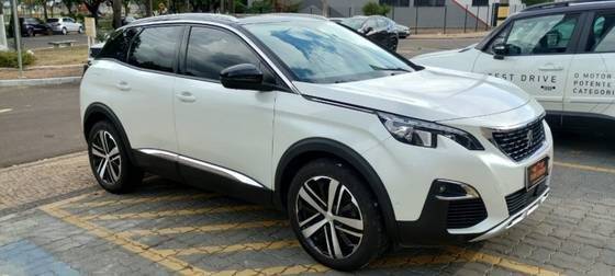 PEUGEOT 3008 2019
