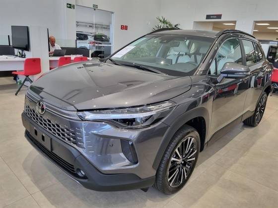 TOYOTA COROLLA CROSS 2026