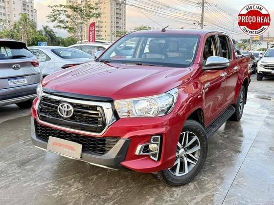 TOYOTA HILUX 2020