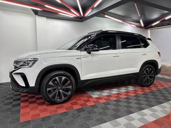 VOLKSWAGEN TAOS 2022