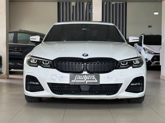 BMW 320i 2022