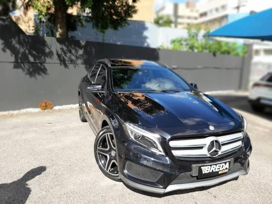 MERCEDES-BENZ GLA 250 2016