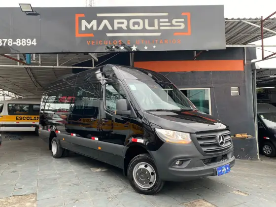 MERCEDES-BENZ SPRINTER 2025