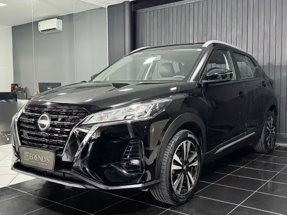 NISSAN KICKS 2023