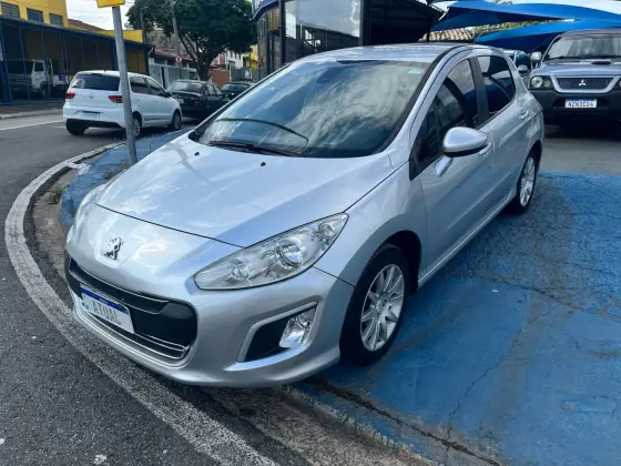 PEUGEOT 308 2013