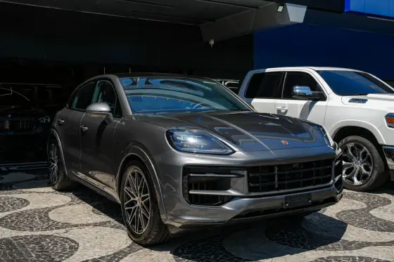 PORSCHE CAYENNE 2024