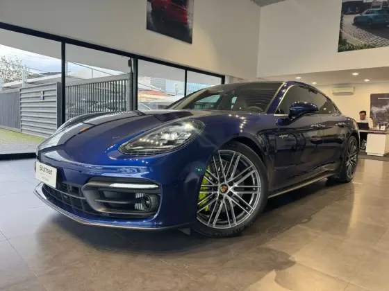 PORSCHE PANAMERA 2023