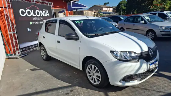 RENAULT SANDERO 2015