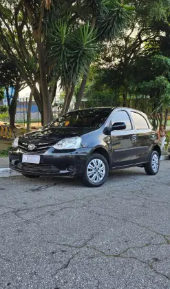 TOYOTA ETIOS 2013