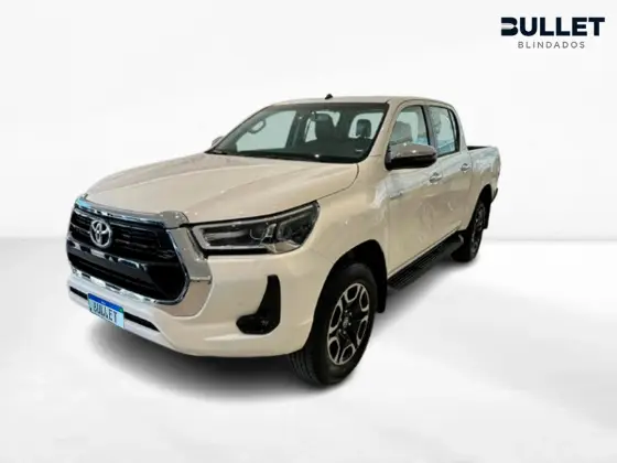 TOYOTA HILUX 2025