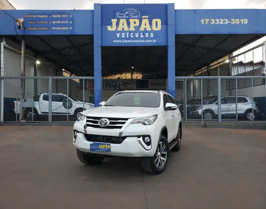 TOYOTA HILUX SW4 2016
