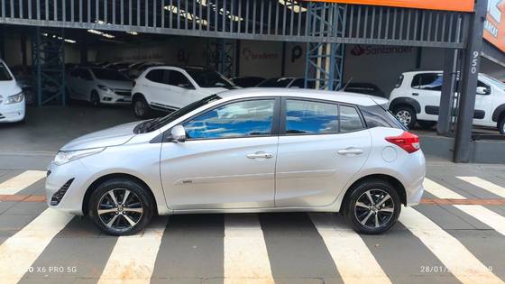 TOYOTA YARIS 2019