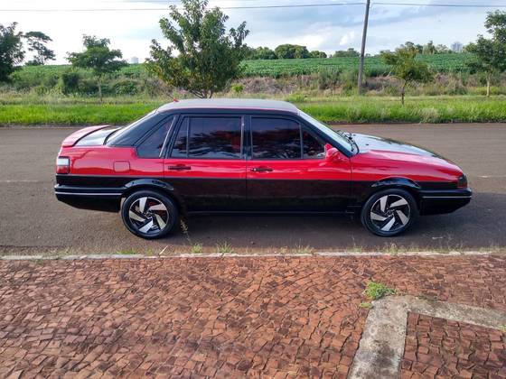 VOLKSWAGEN SANTANA 1996