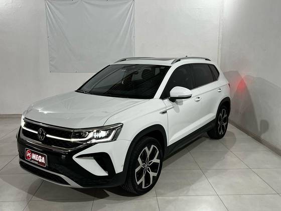VOLKSWAGEN TAOS 2023