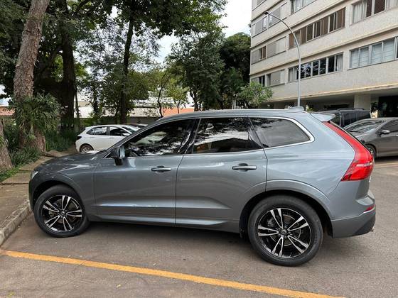 VOLVO XC60 2019