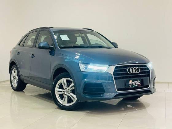 AUDI Q3 2017