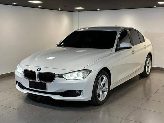 BMW 320i 2015