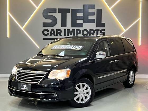 CHRYSLER TOWN & COUNTRY 2015