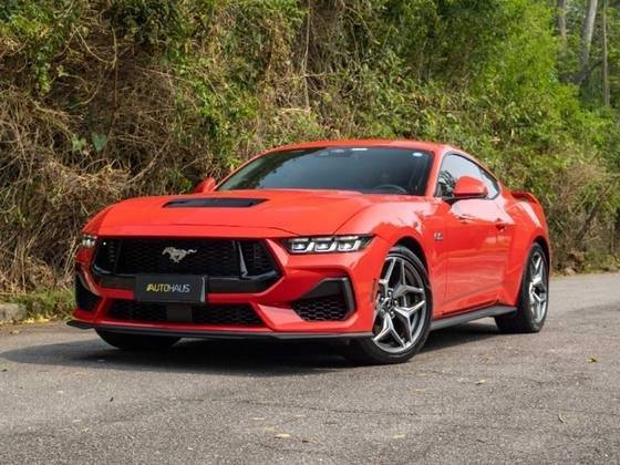 FORD MUSTANG 2024
