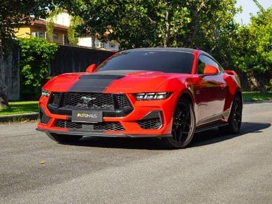 FORD MUSTANG 2024