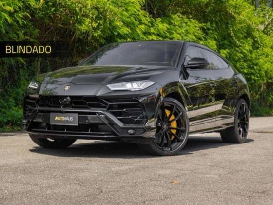 LAMBORGHINI URUS 2019
