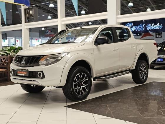 MITSUBISHI L200 TRITON 2020