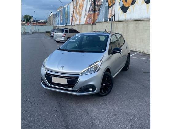 PEUGEOT 208 2017