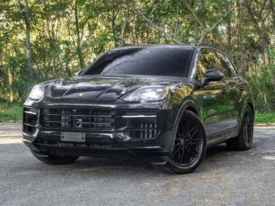 PORSCHE CAYENNE 2024