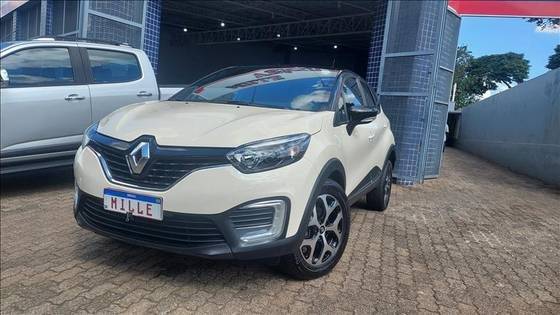 RENAULT CAPTUR 2021