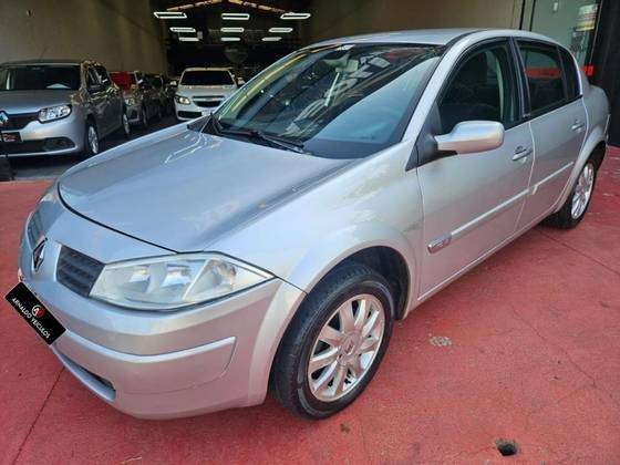 RENAULT MEGANE 2011