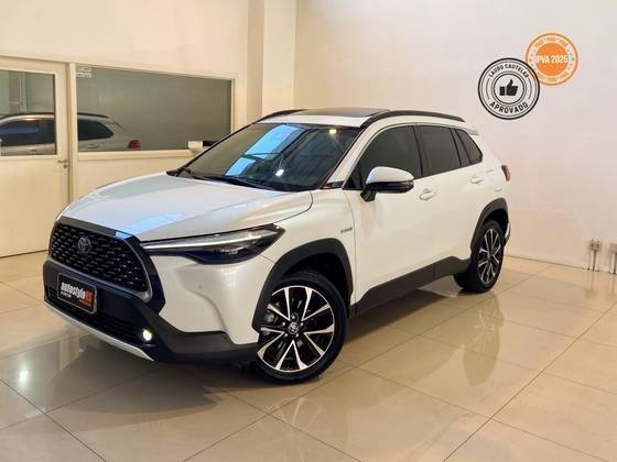 TOYOTA COROLLA CROSS 2024