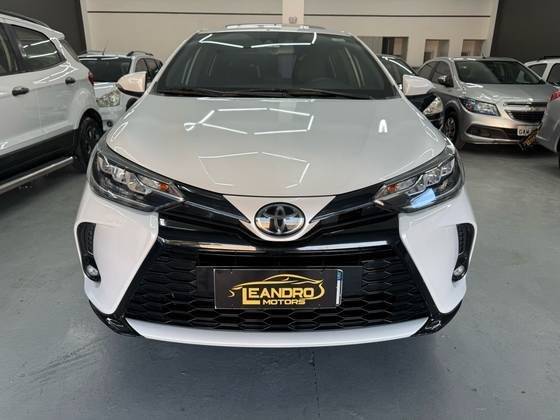 TOYOTA YARIS 2023