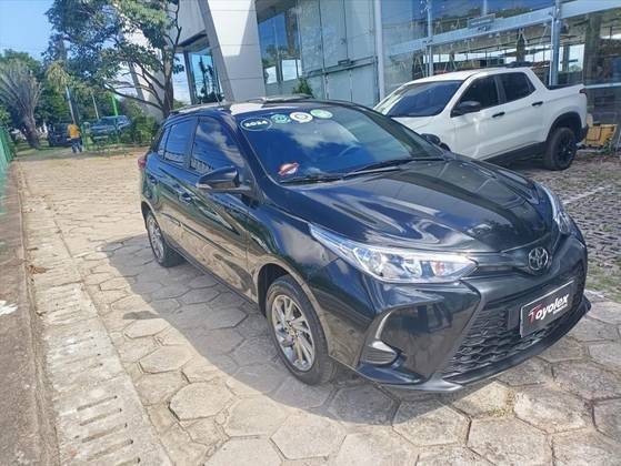 TOYOTA YARIS 2024