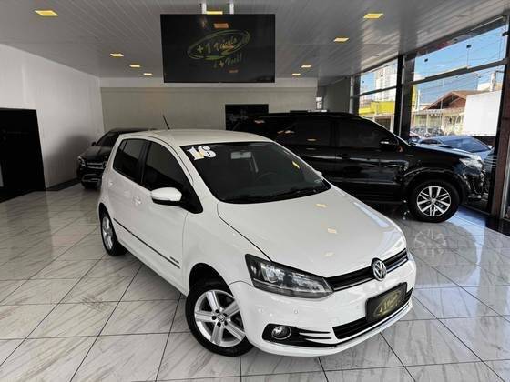 VOLKSWAGEN FOX 2016