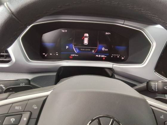 VOLKSWAGEN T-CROSS 2024