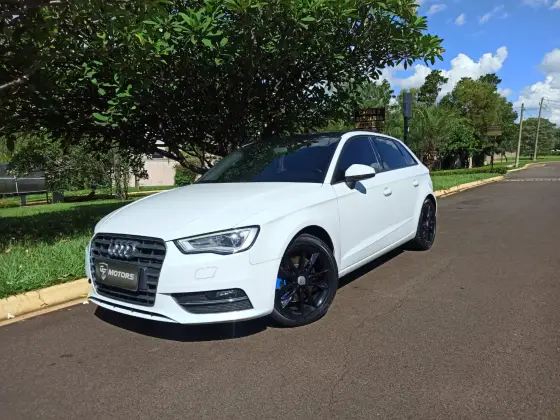 AUDI A3 2015