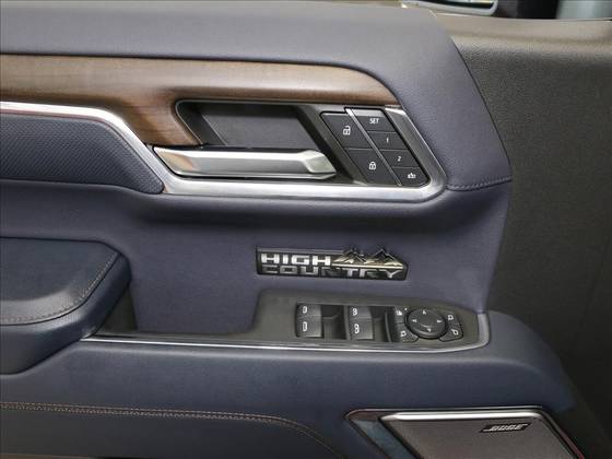 CHEVROLET SILVERADO 2024