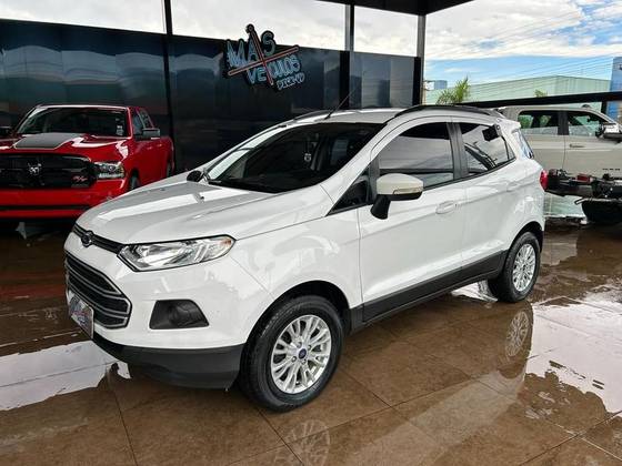 FORD ECOSPORT 2015