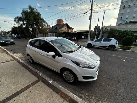 FORD FIESTA 2016