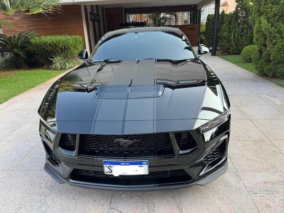 FORD MUSTANG 2024